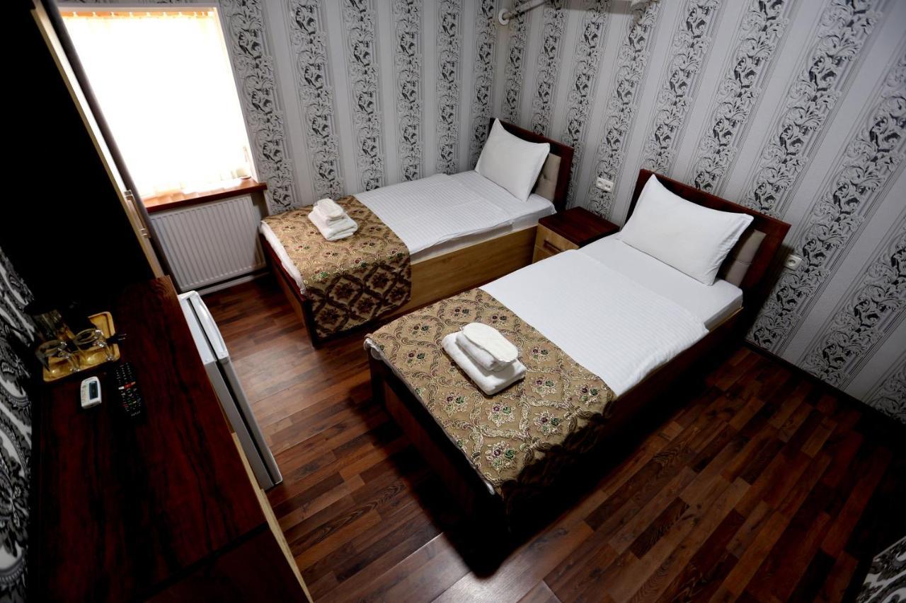 Hotel Plaza 777 Semerkant Dış mekan fotoğraf