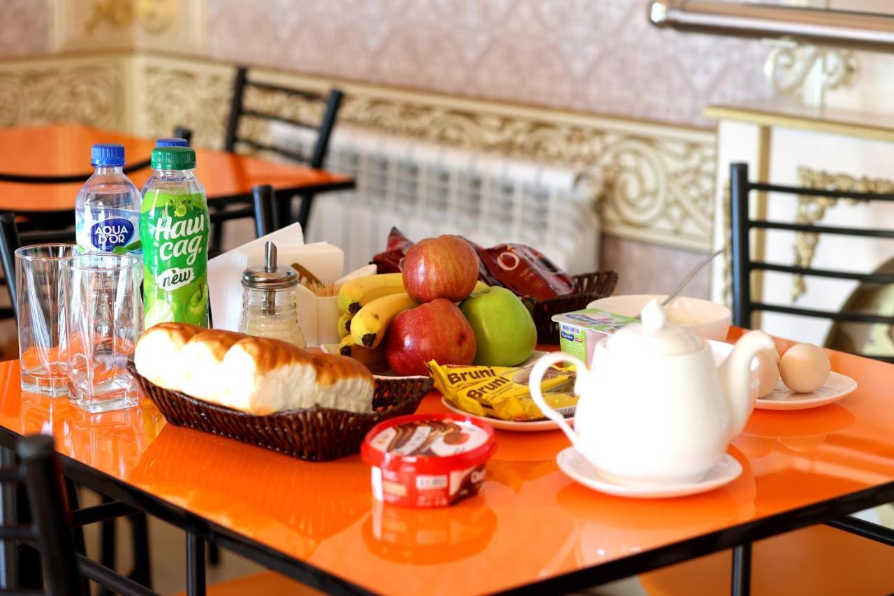 Hotel Plaza 777 Semerkant Dış mekan fotoğraf